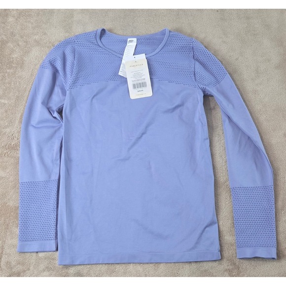 Fabletics Tops - Fabletics Musetta Seamless LS Vented Shirt Women M Light Purple Stretchy NEW